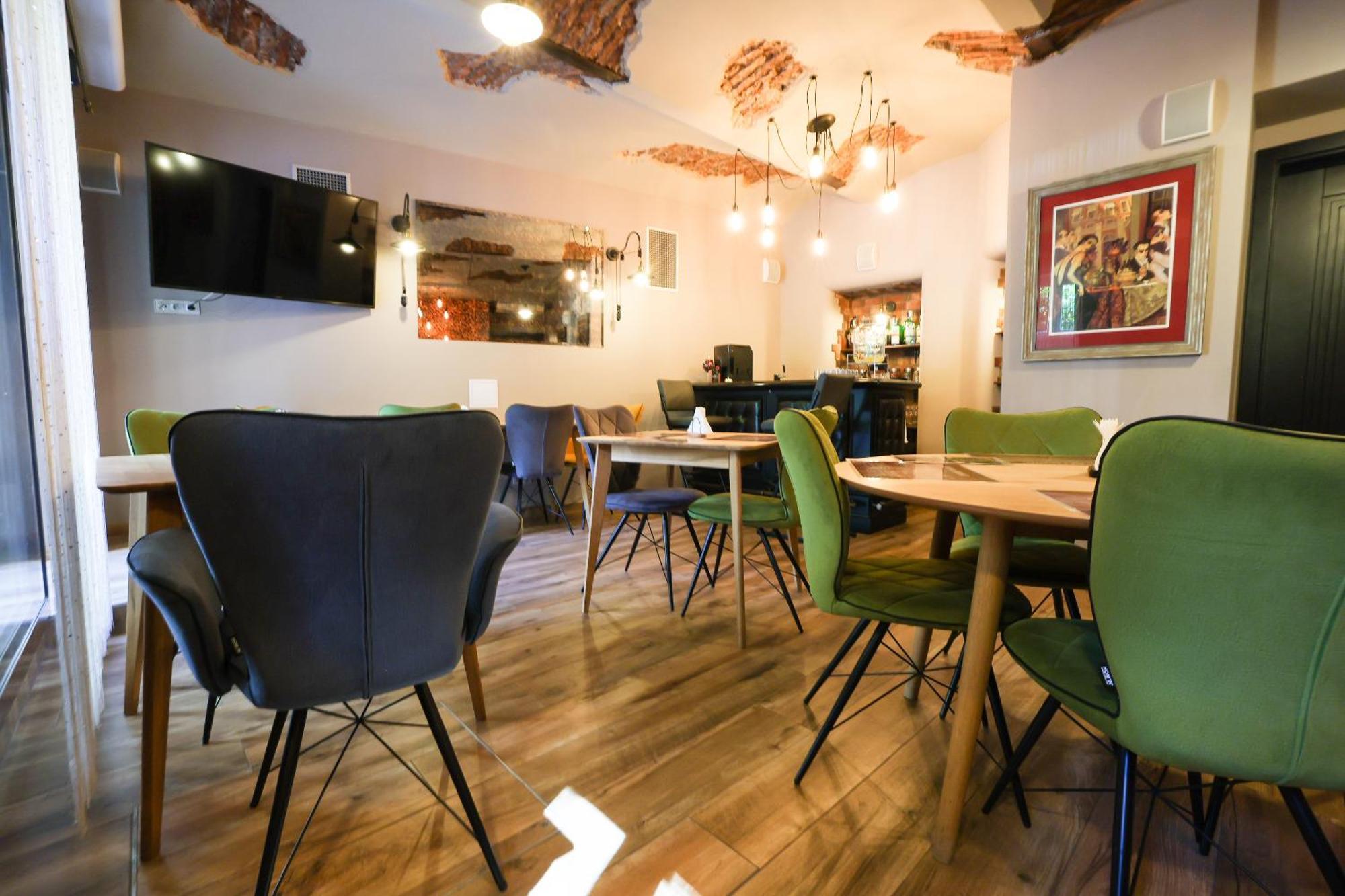 Boutique Hotel Ambiente ****+ Karlsbad Eksteriør billede