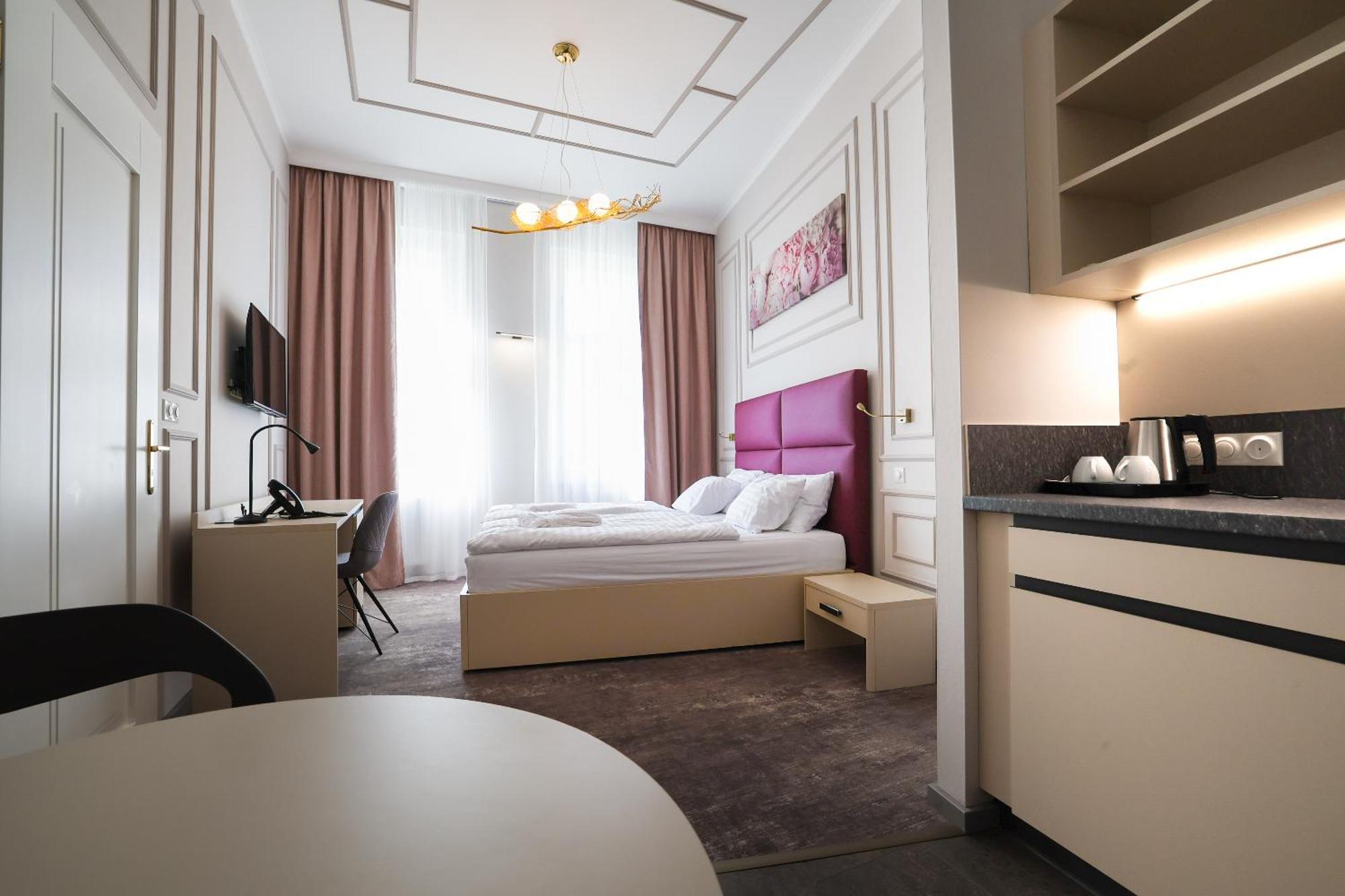 Boutique Hotel Ambiente ****+ Karlsbad Eksteriør billede