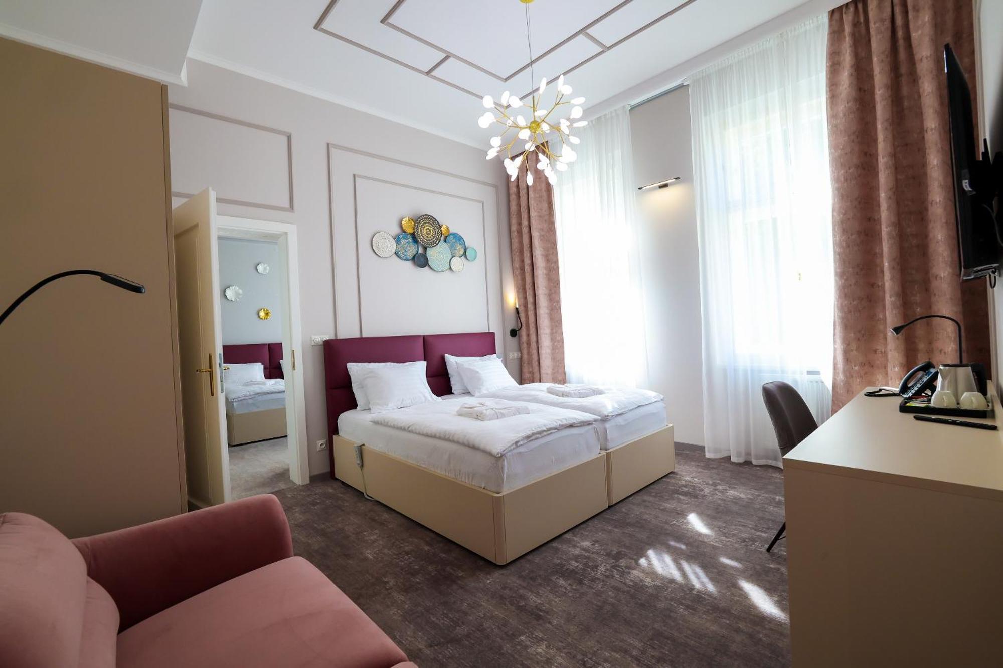 Boutique Hotel Ambiente ****+ Karlsbad Eksteriør billede