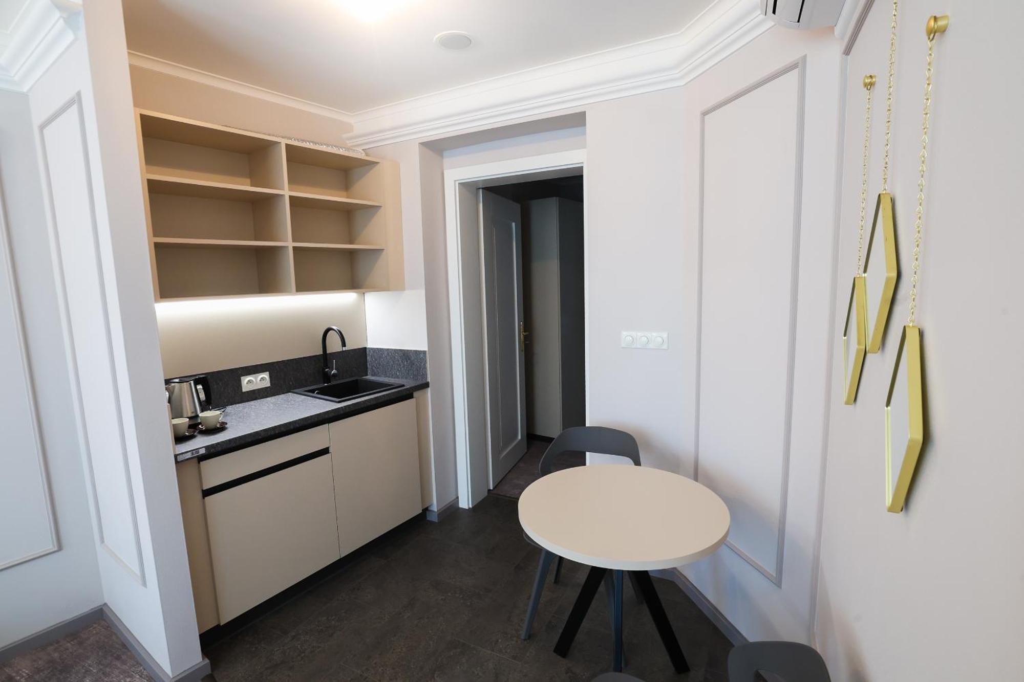 Boutique Hotel Ambiente ****+ Karlsbad Eksteriør billede